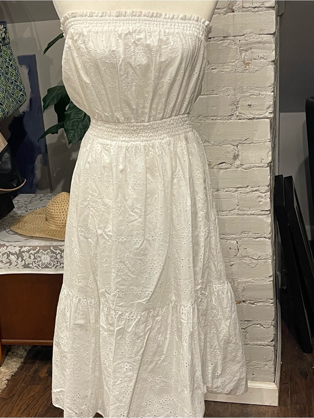 Lilly Pulitzer White Strapless Eyelet Midi Nicole Dress unworn